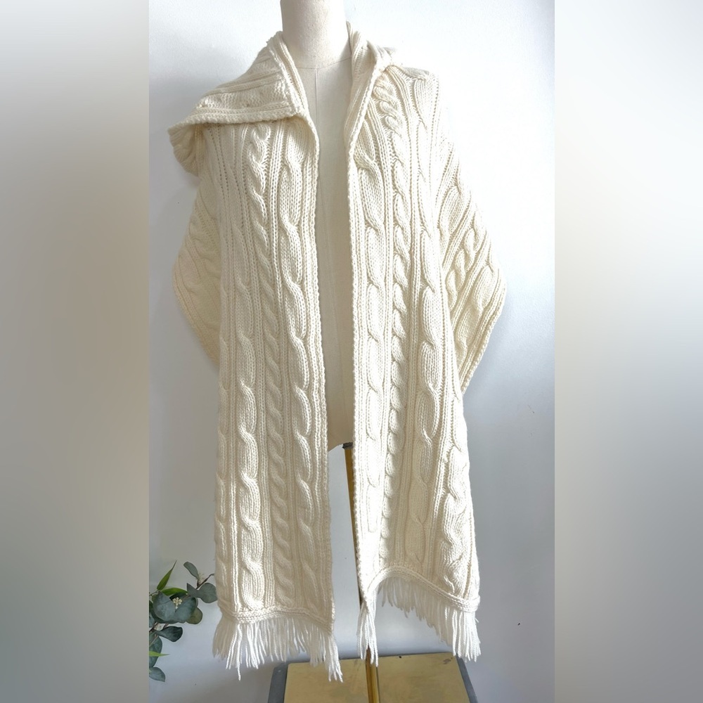 ARAN CRAFTS - Cream 100% Merino WOOL Knit Hooded Scarf Wrap Shawl. One Size - Picture 3 of 7